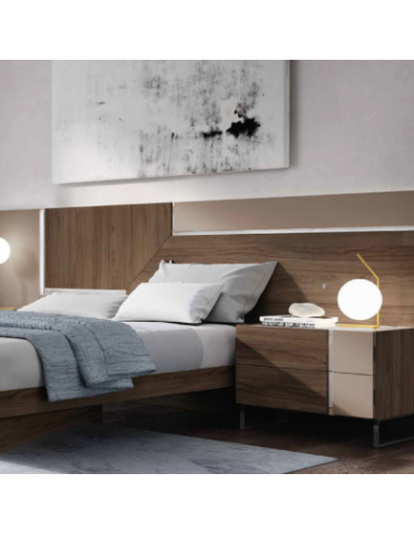 Cabecero de cama moderno con mesitas de noche